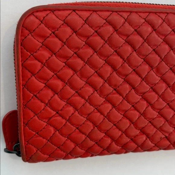 SOLD: Bottega Red Woven Zip-Around Wallet - Picture 5 of 12